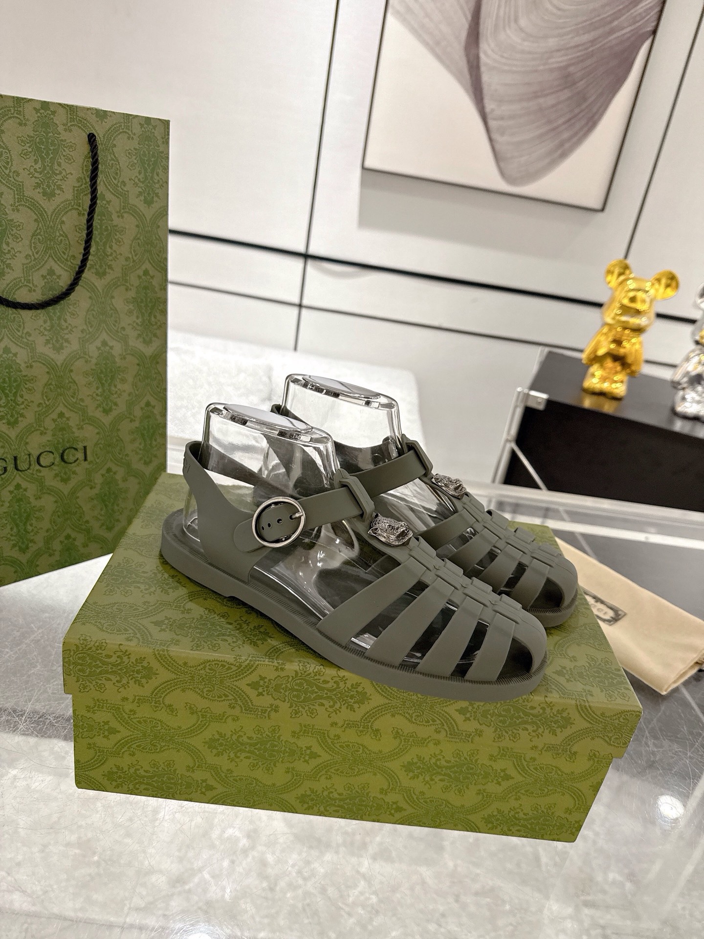 GucciShoes